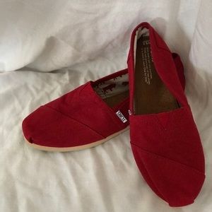 TOMS Red Sz 9.5